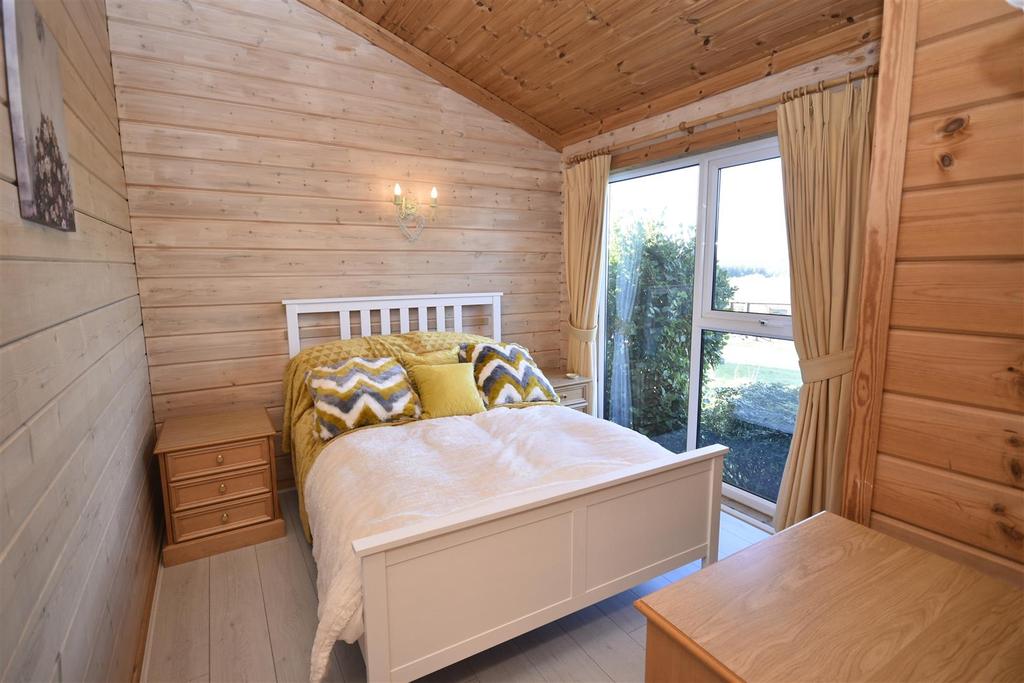 Bed 1
