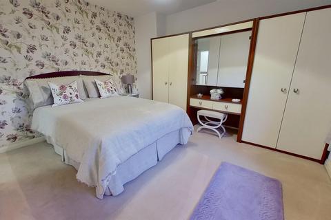 3 bedroom terraced house for sale - Liggat Place, Broxburn