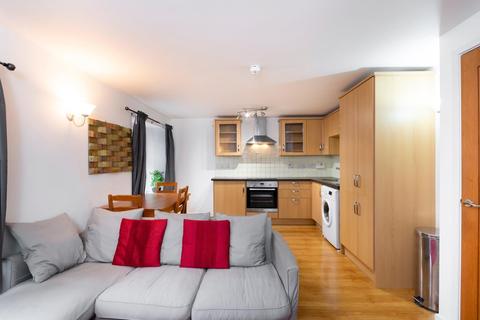 2 bedroom flat for sale - Wells Road, Totterdown