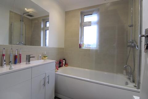 89 Joyes Road, Folkestone, CT19 6HL