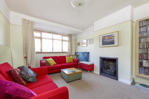 3 bedroom end of terrace house for sale - Woodfield Gardens, New Malden, KT3