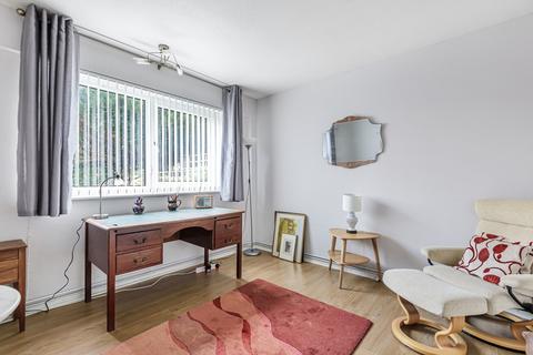 35 Fairby Road, London, SE12 8JP