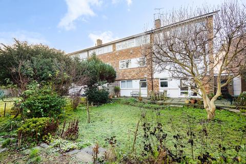 35 Fairby Road, London, SE12 8JP