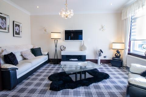 3 bedroom flat for sale - Calder Crescent, Armadale EH48