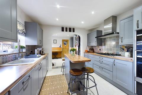 21 Honyatt Road, Gloucester, GL1 3DU