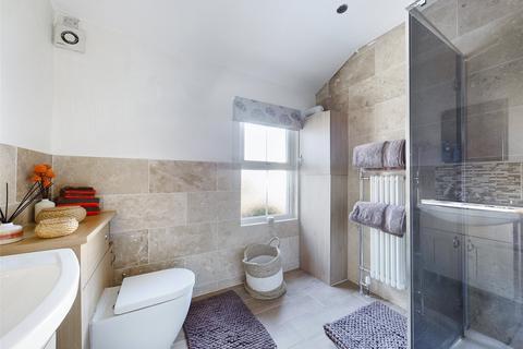 21 Honyatt Road, Gloucester, GL1 3DU