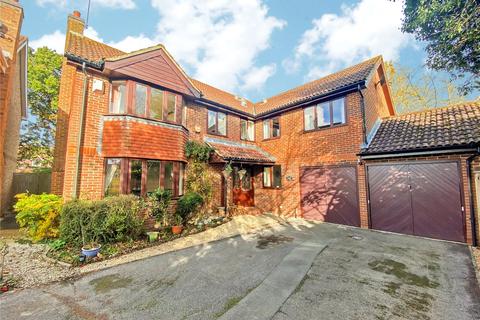 5 bedroom detached house for sale - Foxborough, Swallowfield, Reading, RG7