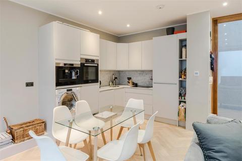 4 bedroom terraced house for sale - Gloucester Mews West, London, W2
