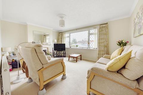 25 Seymour Way, Sunbury-on-thames, TW16 7JJ