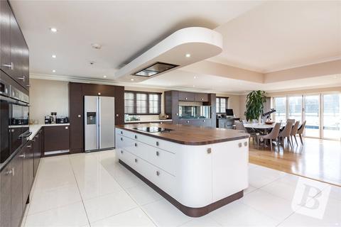 Hawthorns Epping Road, Nazeing, Waltham Abbey, EN9 2DH