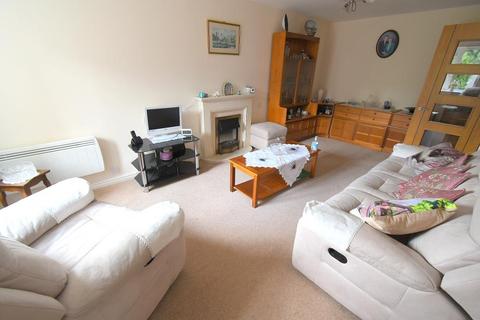 1 bedroom apartment for sale - Cherrett Court, Ringwood Road, Ferndown, BH22 9FE