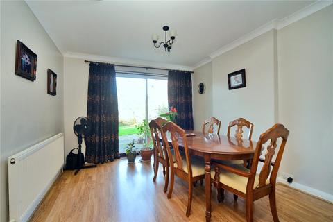3 bedroom semi-detached house for sale - Templecombe Way, Morden, SM4