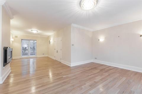 5 bedroom terraced house to rent - Victoria Rise, Hillgrove Road, London, NW6