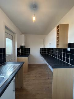 2 bedroom terraced house to rent, Bristol Road, Hull HU5