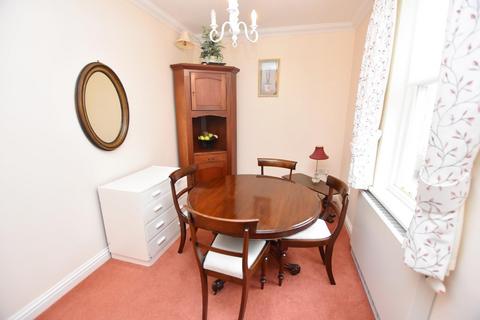 2 bedroom retirement property to rent, Manor House, Gay Bowers Road, CM3