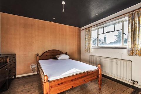 258 Guildford Road, Bisley, Woking, GU24 9DA