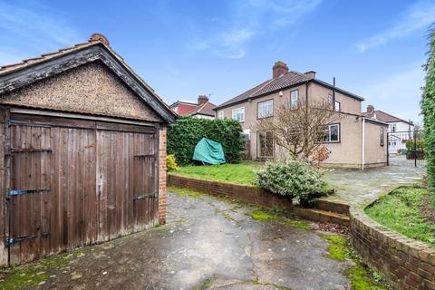 56 Linchmere Road, London, SE12 0NA