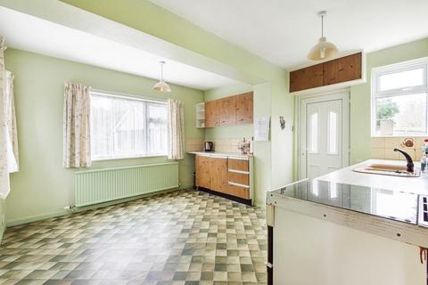 194 Saxton Road, Abingdon, OX14 5HF