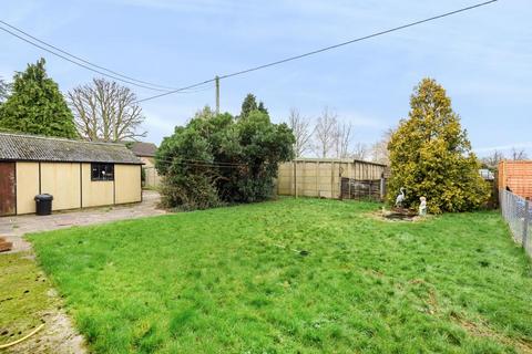 194 Saxton Road, Abingdon, OX14 5HF