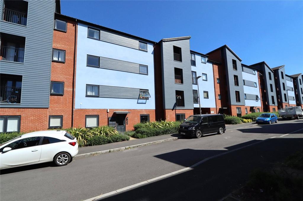 Harley Drive, Walton, Milton Keynes, Bucks, MK7 1 bed apartment £