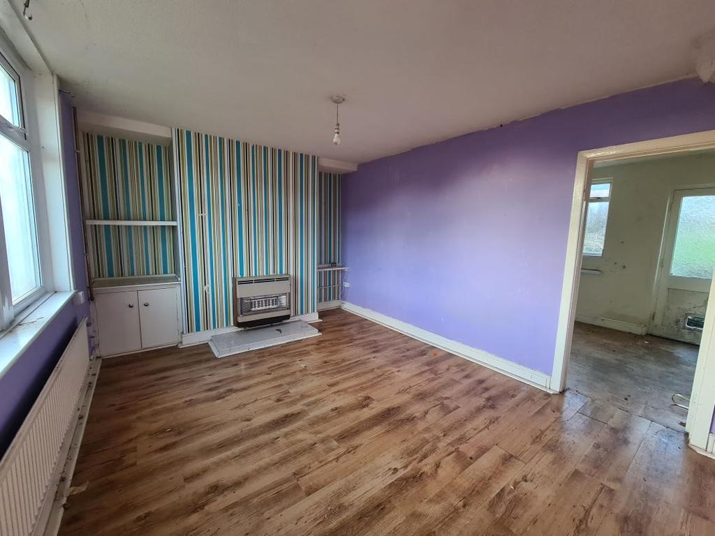 13 Cwmclais Road, Cwmavon, Port Talbot, SA12 9LU 2 bed semidetached