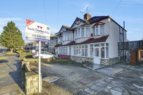 34 Wilmer Way, London, N14 7HX