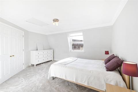 2 bedroom flat to rent, Knaresborough Place, Earls Court, London