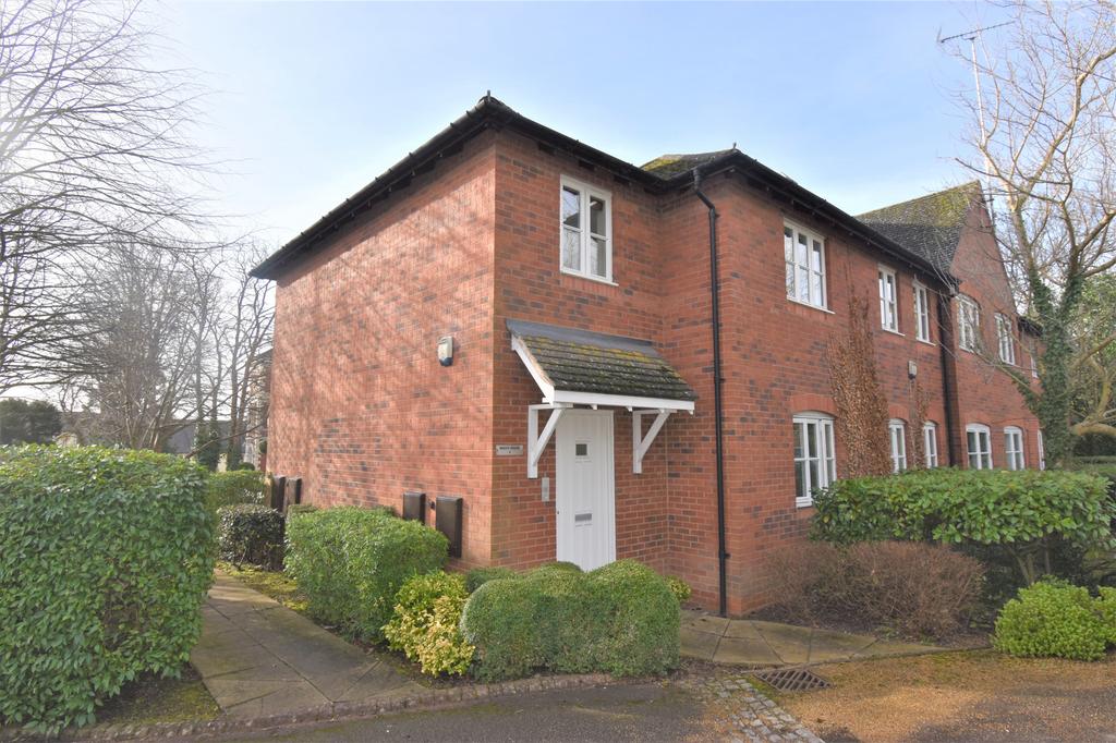 Beech House, Lucas Court, Leamington Spa, CV32 5JL 2 bed apartment £