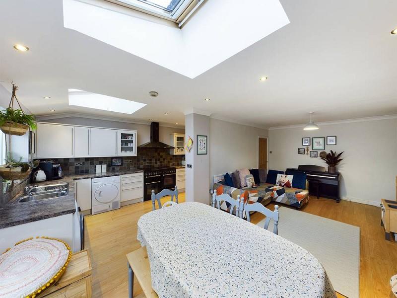 Open Plan Kitchen/Dining Area/Sitting Area