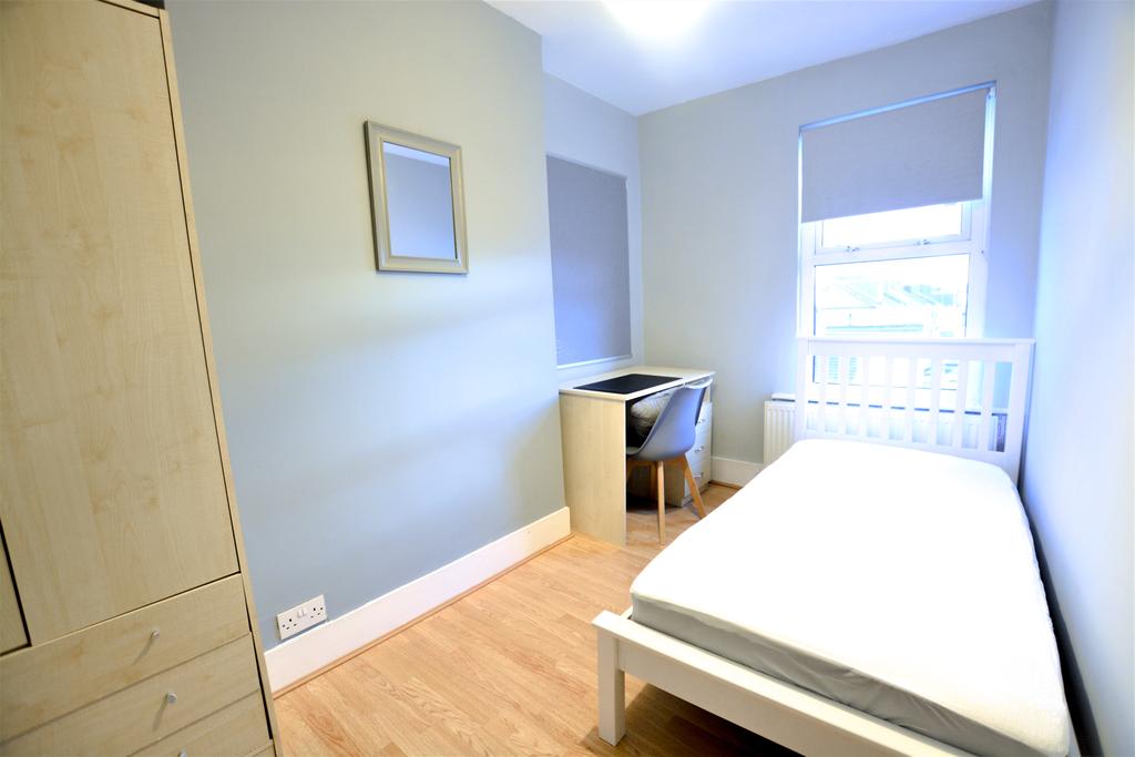 Bedroom 5