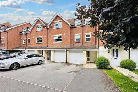 4 bedroom terraced house for sale, Hawthorn Way, Lindford, Hampshire