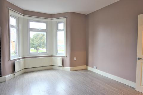 2 bedroom maisonette to rent, Lordship Lane, London, N17