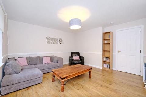 2 bedroom flat to rent, Chapel Street, City Centre, Aberdeen, AB10