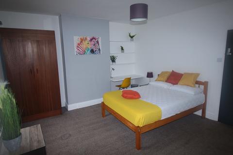 1 bedroom in a house share to rent, 105 Burton Road, Lincoln, Lincolnshire, LN1 3LL