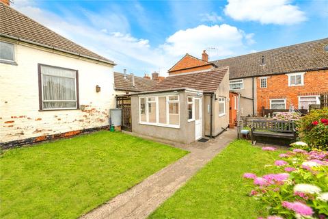 3 bedroom end of terrace house for sale - Boston Road, Sleaford, NG34
