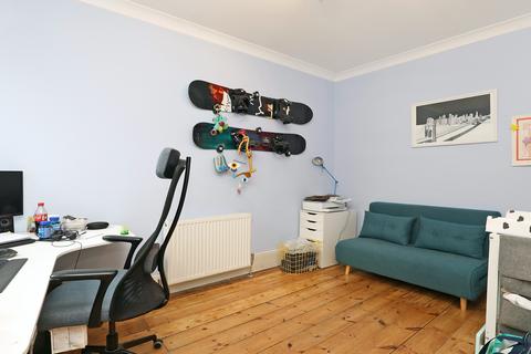 69 Whitestile Road, Brentford, TW8 9NR
