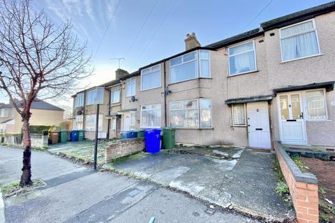 87 Whitefriars Avenue, Harrow, HA3 5RJ