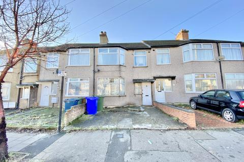 87 Whitefriars Avenue, Harrow, HA3 5RJ