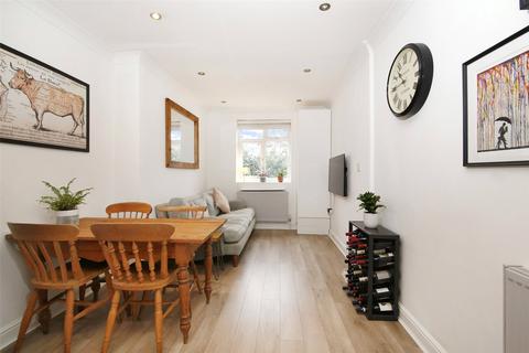 2 bedroom apartment for sale - Dupree Road, Charlton, SE7