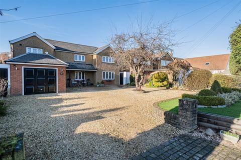 Coronach Old Mill Road, Denham, Uxbridge, UB9 5AW