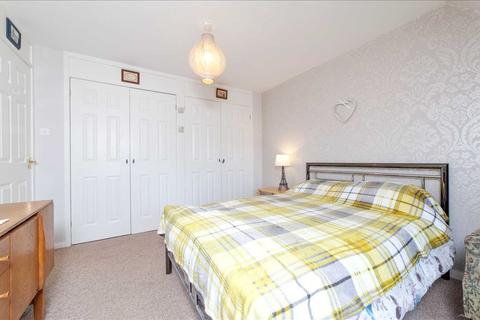 8 Curran Avenue, Wishaw, ML2 0DT