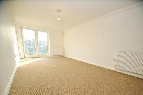 2 bedroom apartment to rent, Oldchurch Road, Romford, Essex, RM7