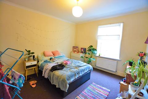 2 bedroom flat to rent - Kings Road, Brighton, BN1
