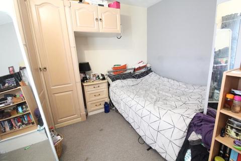 4 bedroom terraced house to rent - Wild Park Close, Brighton, BN2