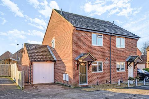 1 Cropper Close, Thatcham, RG19 4WE