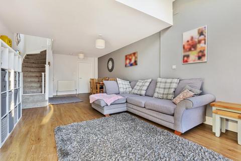 1 Cropper Close, Thatcham, RG19 4WE