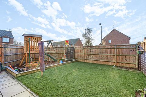 1 Cropper Close, Thatcham, RG19 4WE