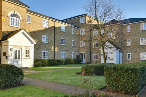 57 Edith Cavell Way, London, SE18 4JY