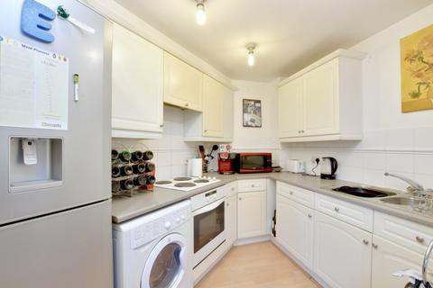 57 Edith Cavell Way, London, SE18 4JY