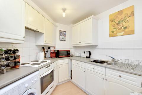 57 Edith Cavell Way, London, SE18 4JY